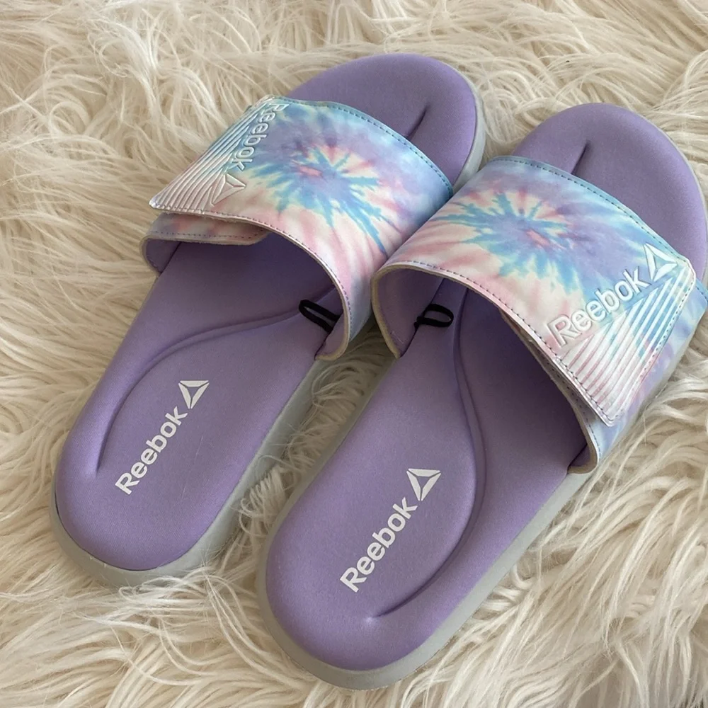 REEBOK women slip on shoes - Picture 8 of 9